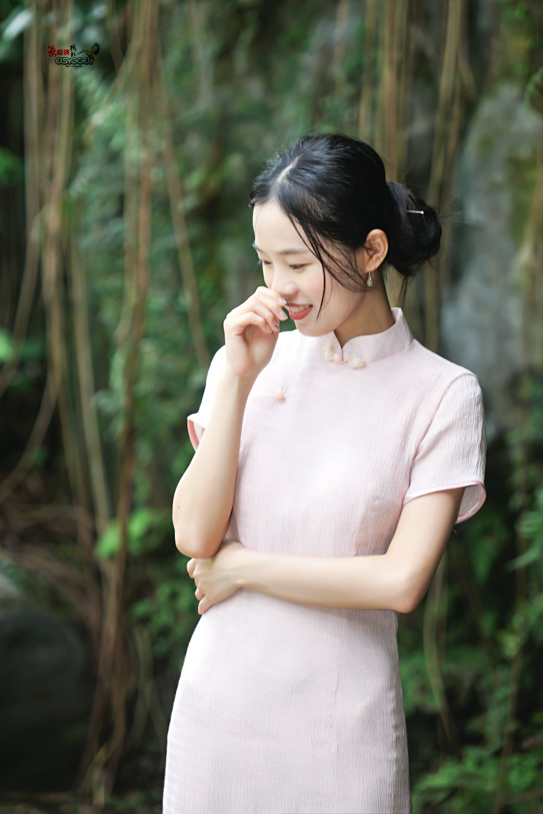 【兰缘少女】---莹莹