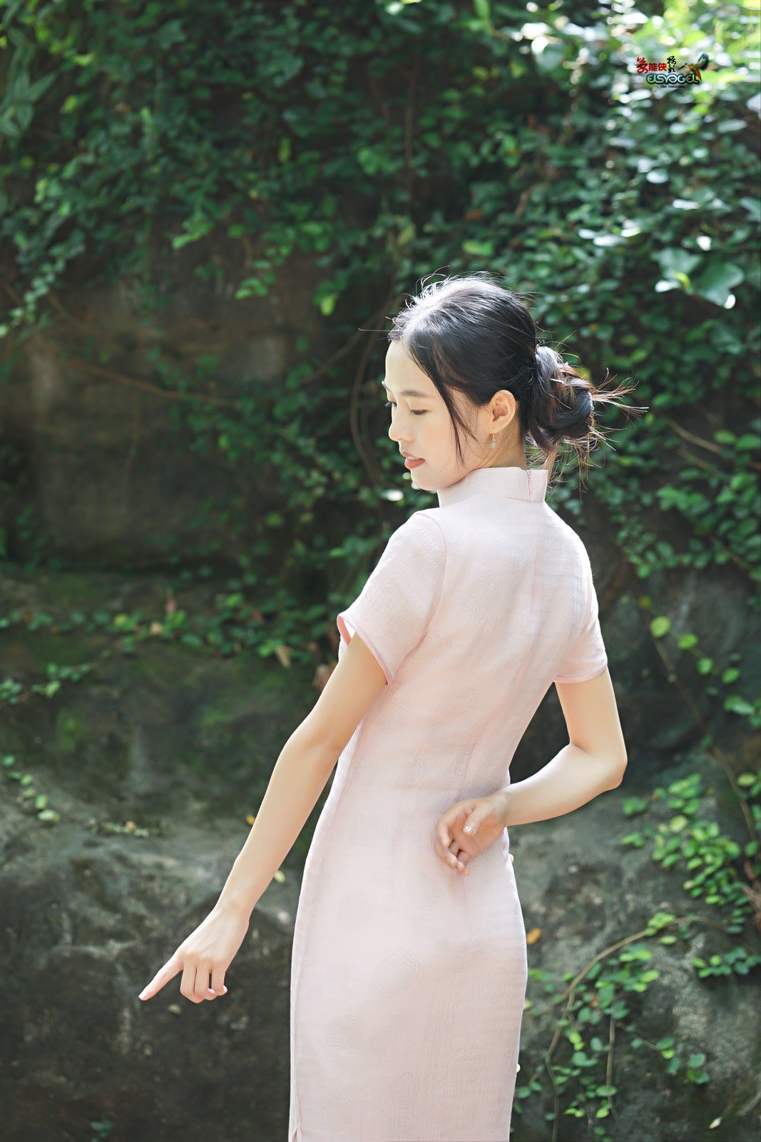 【兰缘少女】---莹莹