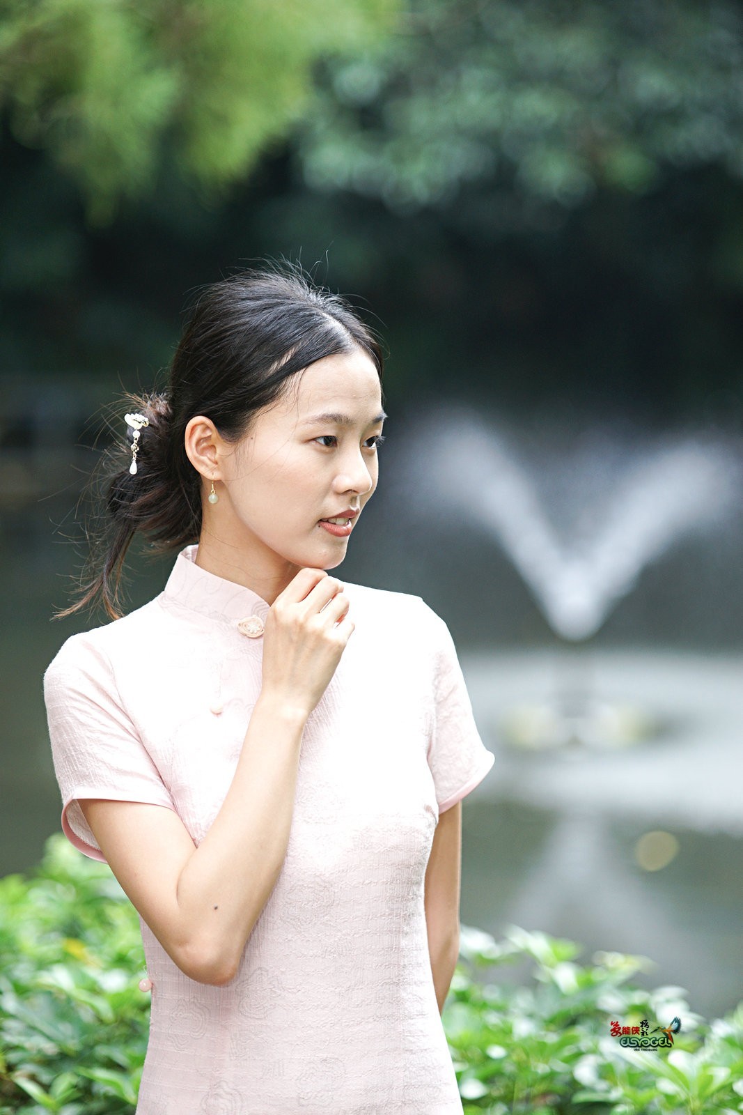 【兰缘少女】---莹莹