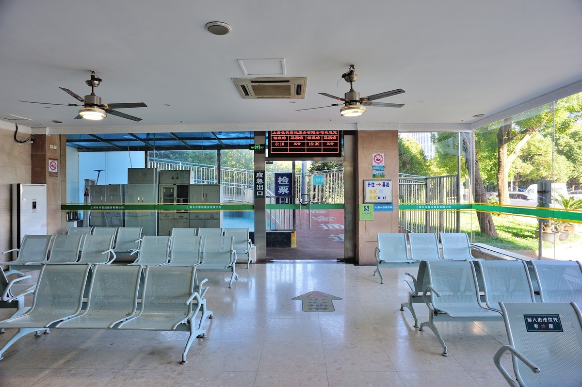 长兴--水路-->吴淞（宝山）--公路-->长兴