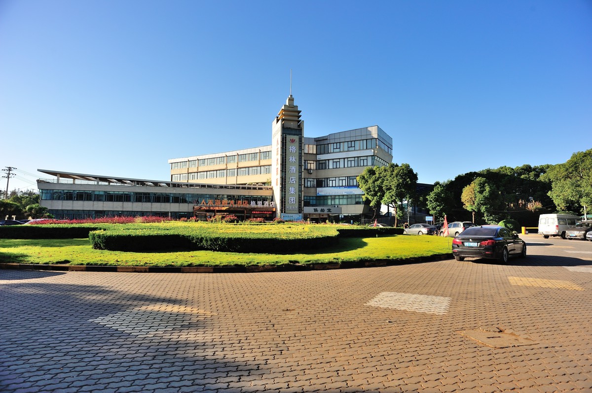 长兴--水路-->吴淞（宝山）--公路-->长兴