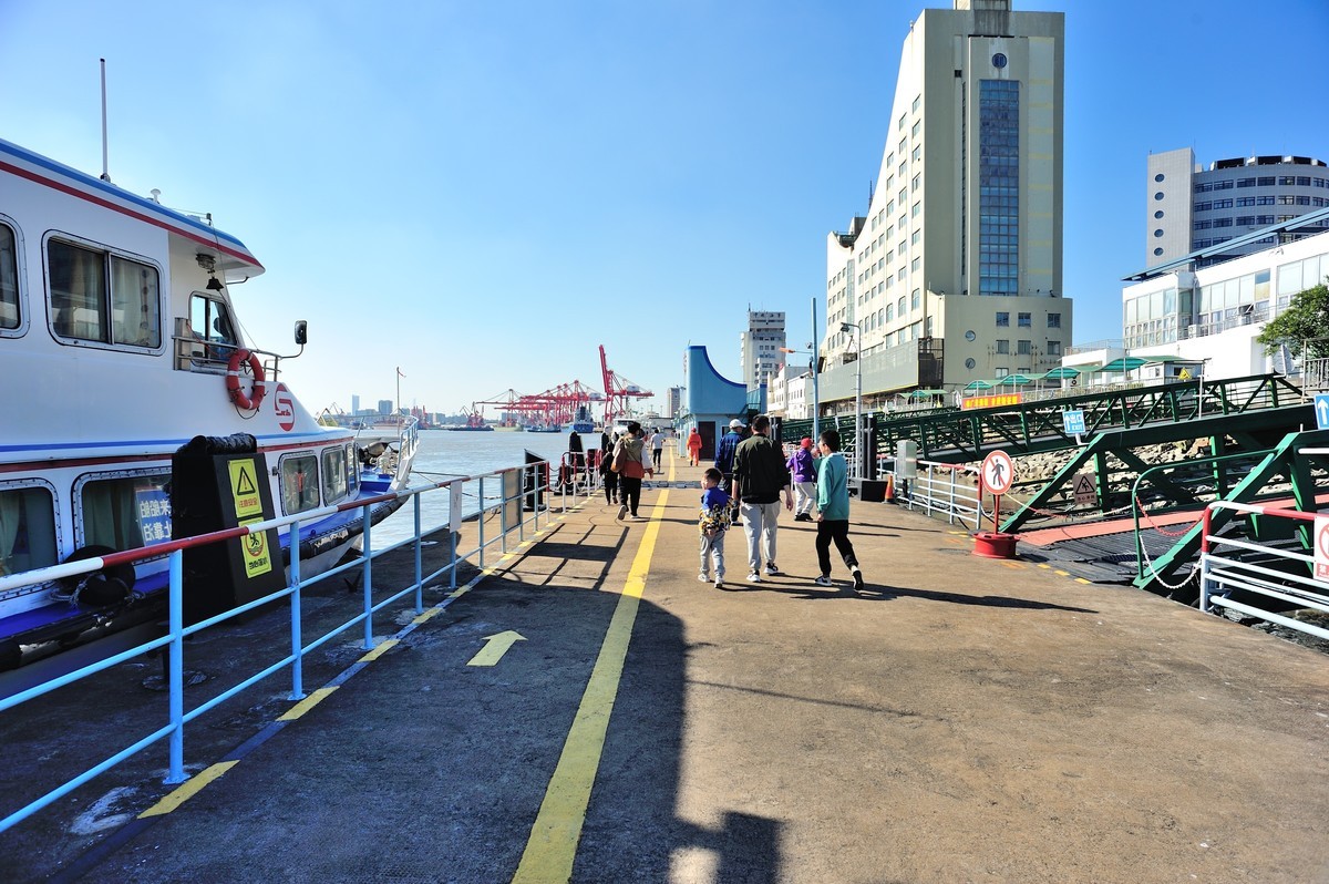 长兴--水路-->吴淞（宝山）--公路-->长兴