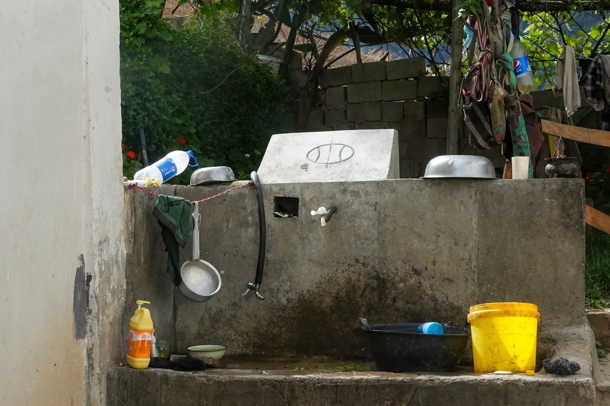 西行散记——走近阿丙村