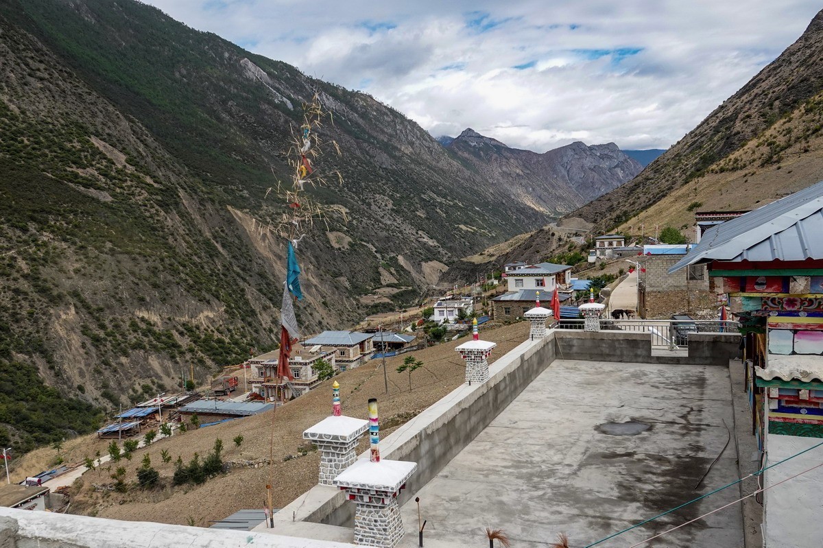 西行散记——走近阿丙村