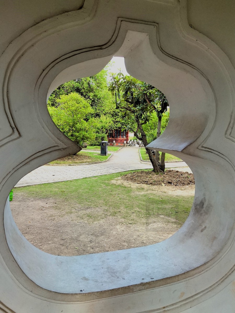 回廊春光3*磨山盆景园——武汉随笔