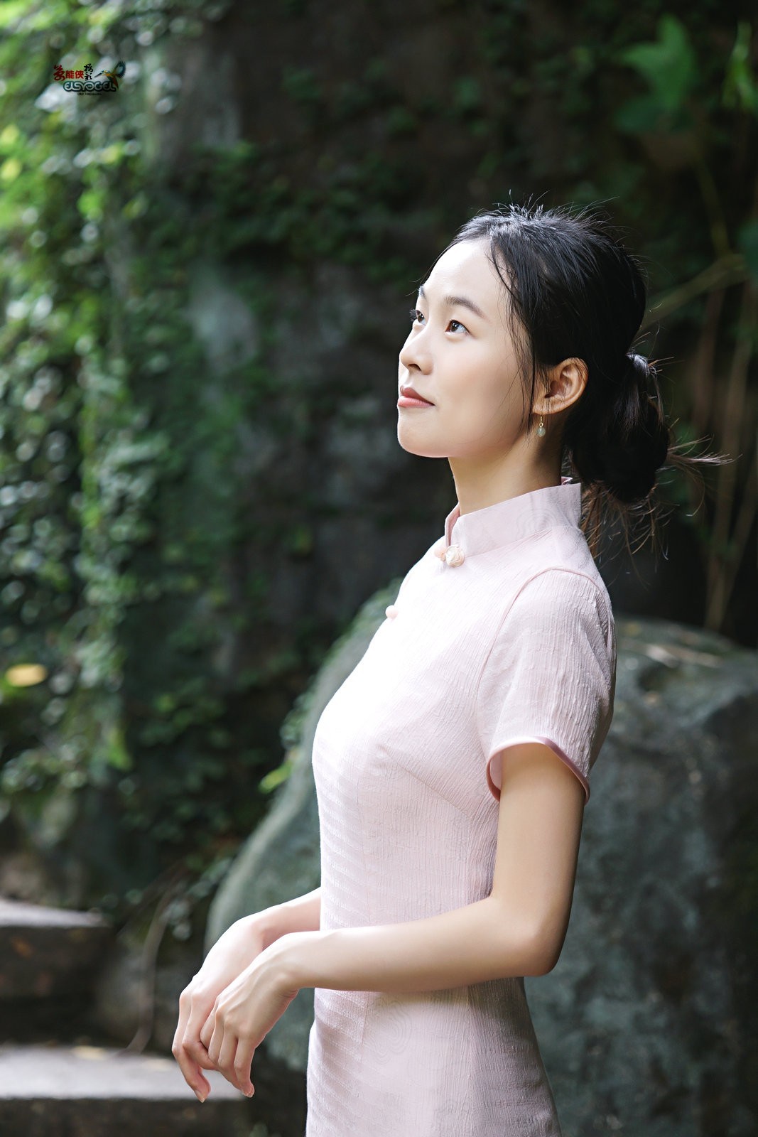 【兰缘少女】---莹莹