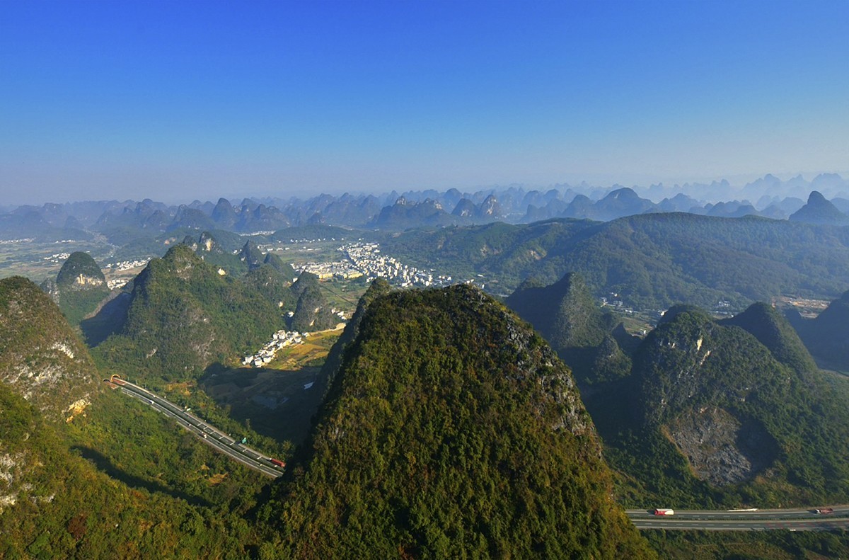 桂林阳朔如意峰索道景区