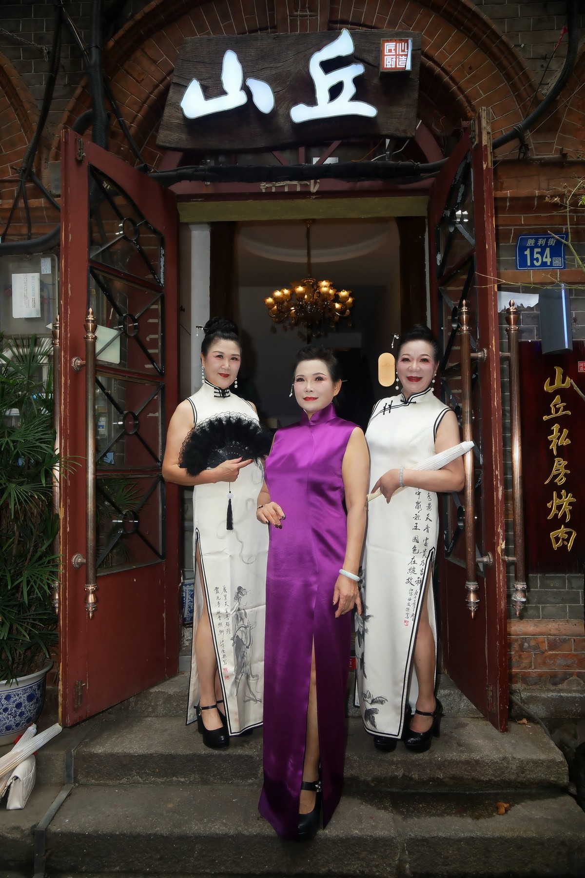 汉口里弄的美女！