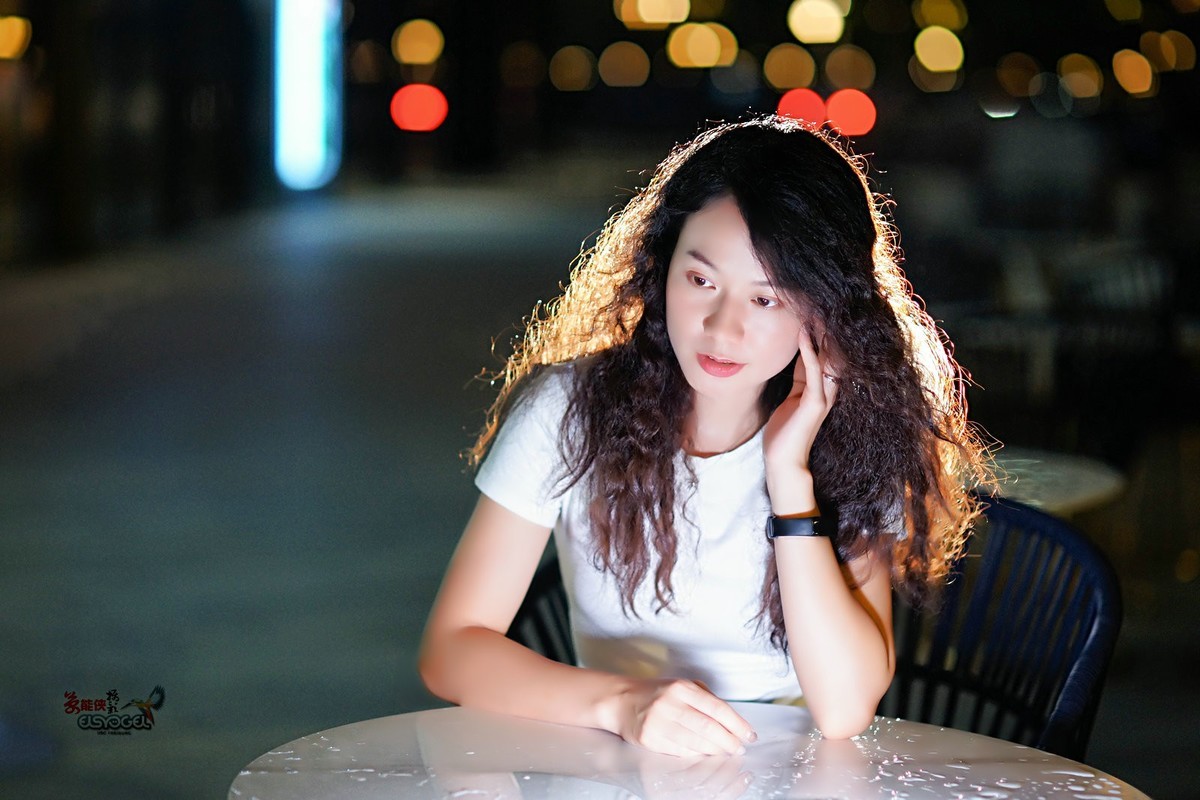 【寂寞女子】---小青