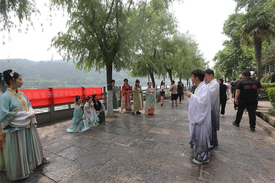 5.19.洛阳龙门石窟景区的印象