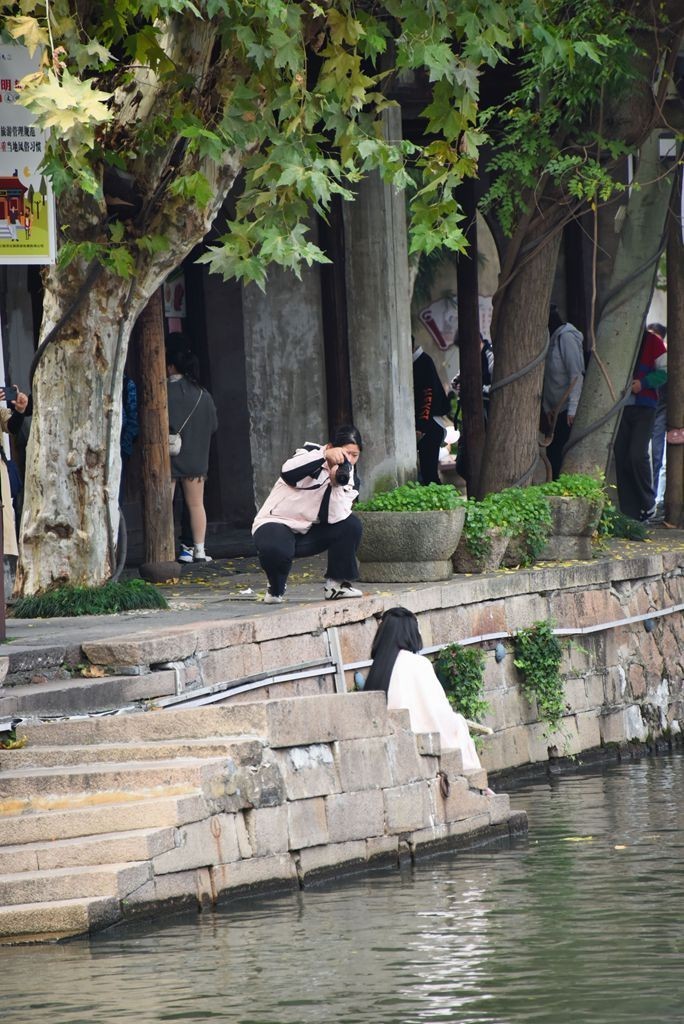 小桥云影话清闲