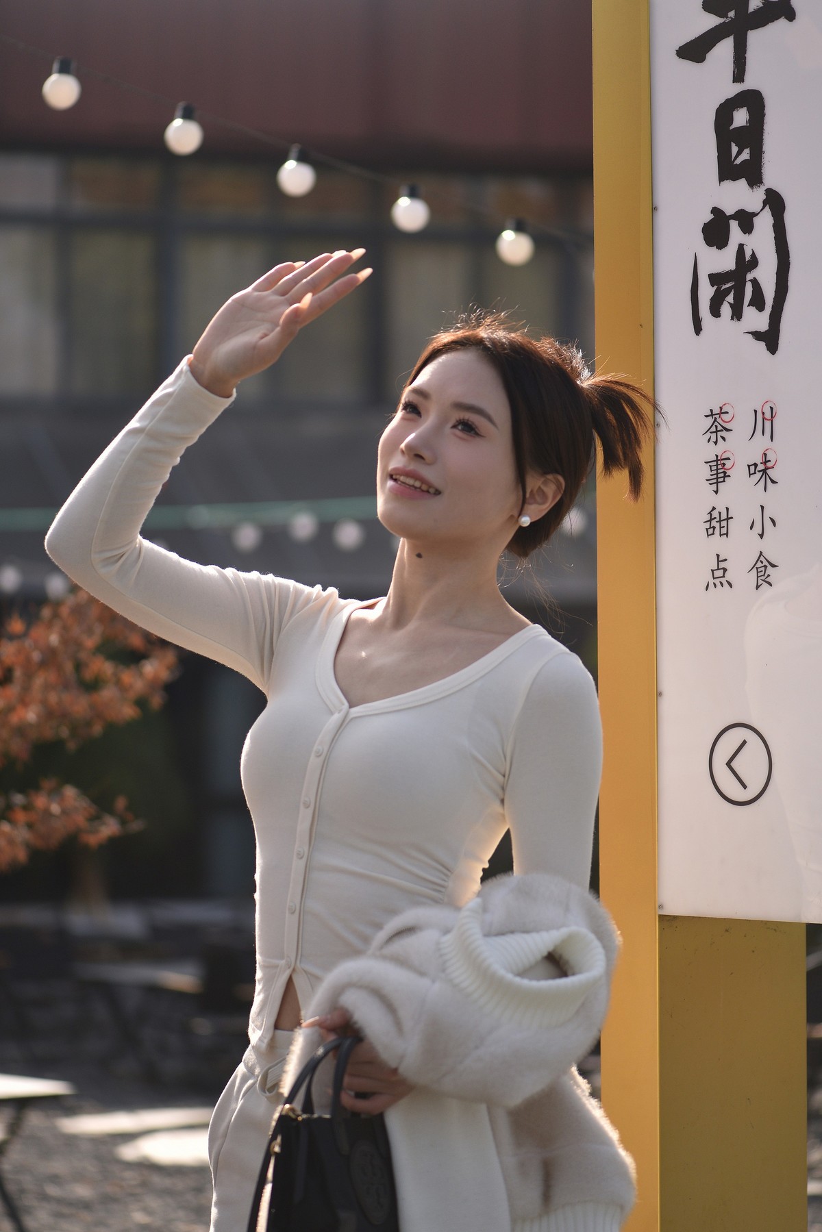 后湖少女，青春靓丽