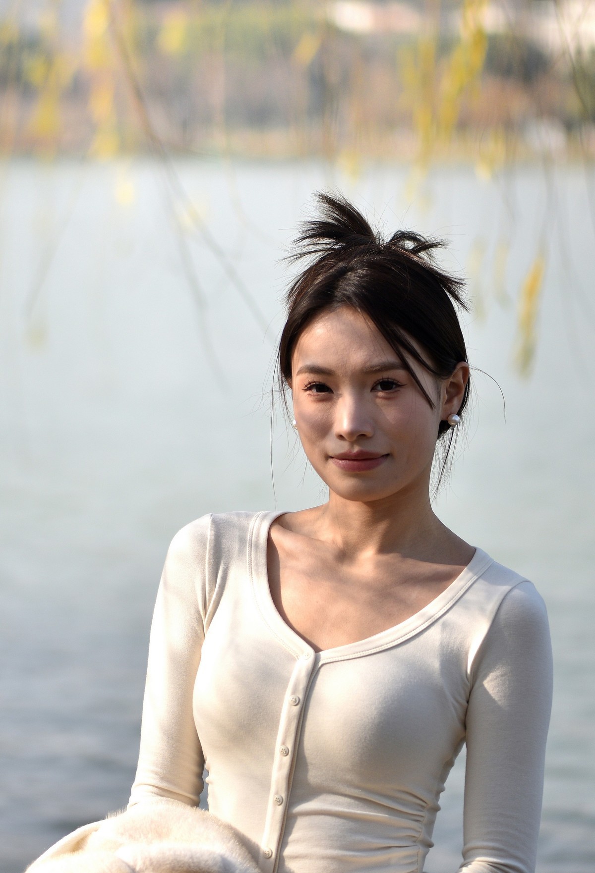 后湖少女，青春靓丽