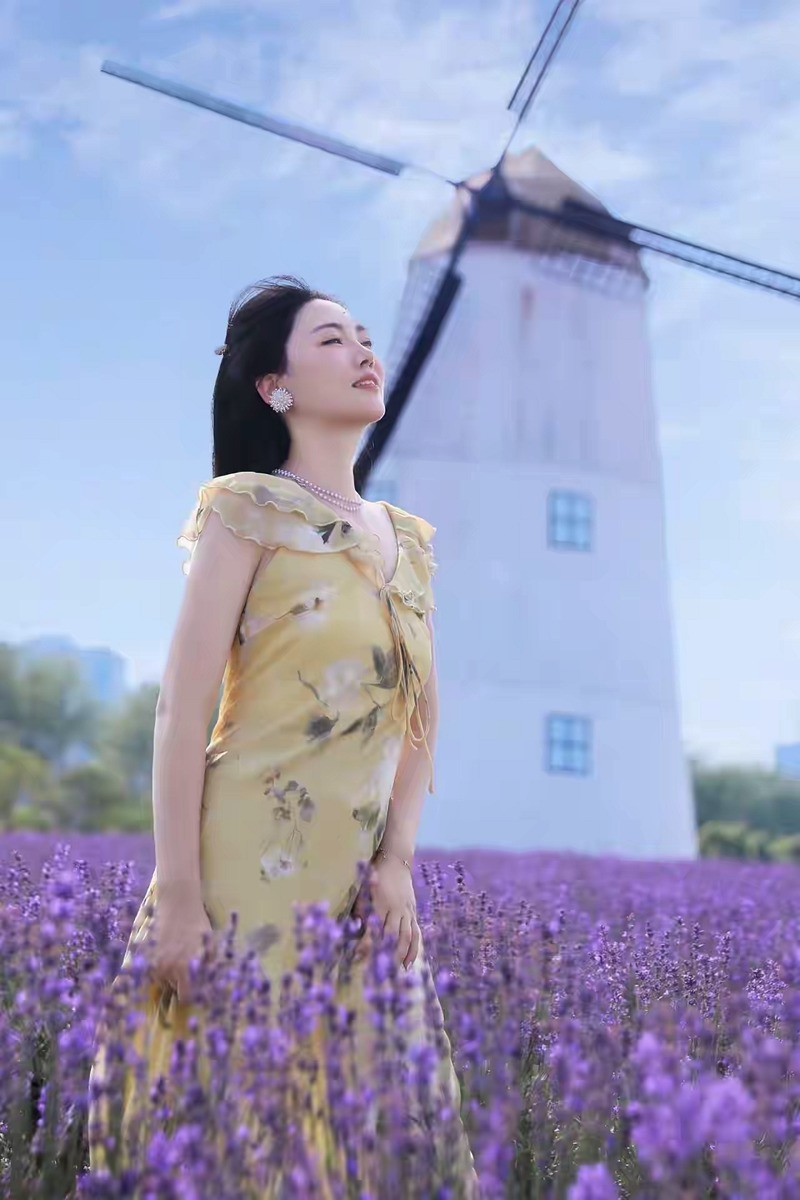 熏衣草中人像--长沙月亮岛5
