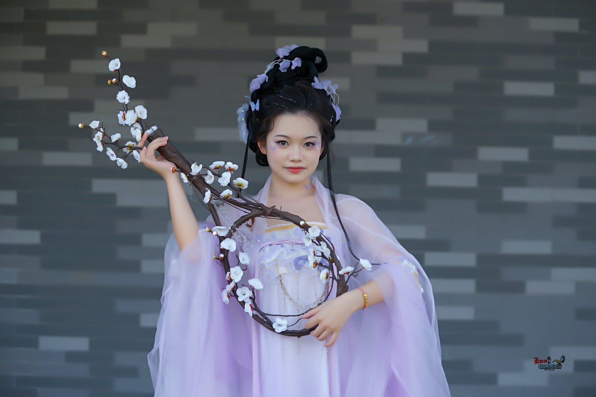 【紫云漫舞】---小越