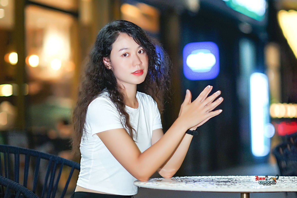 【寂寞女子】---小青