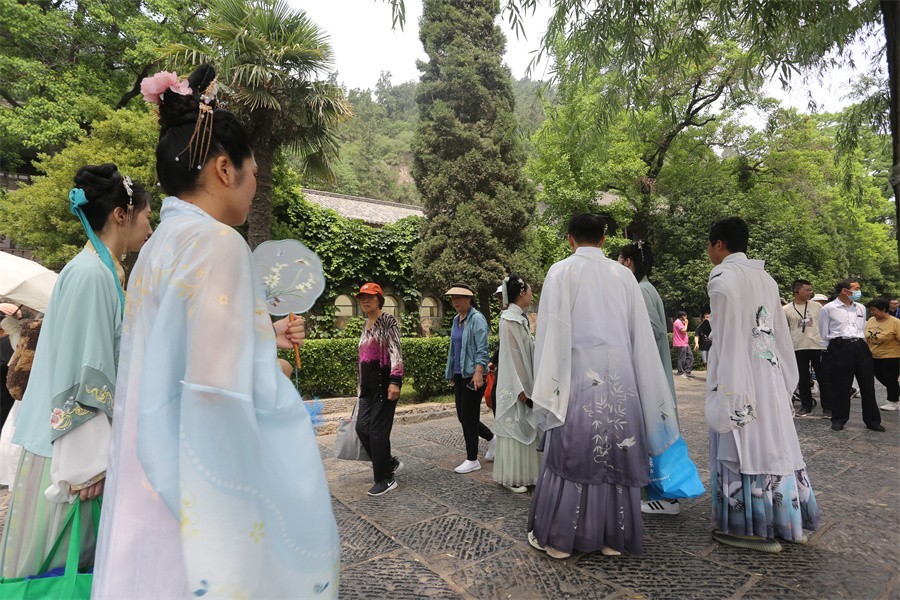 5.19.洛阳龙门石窟景区的印象