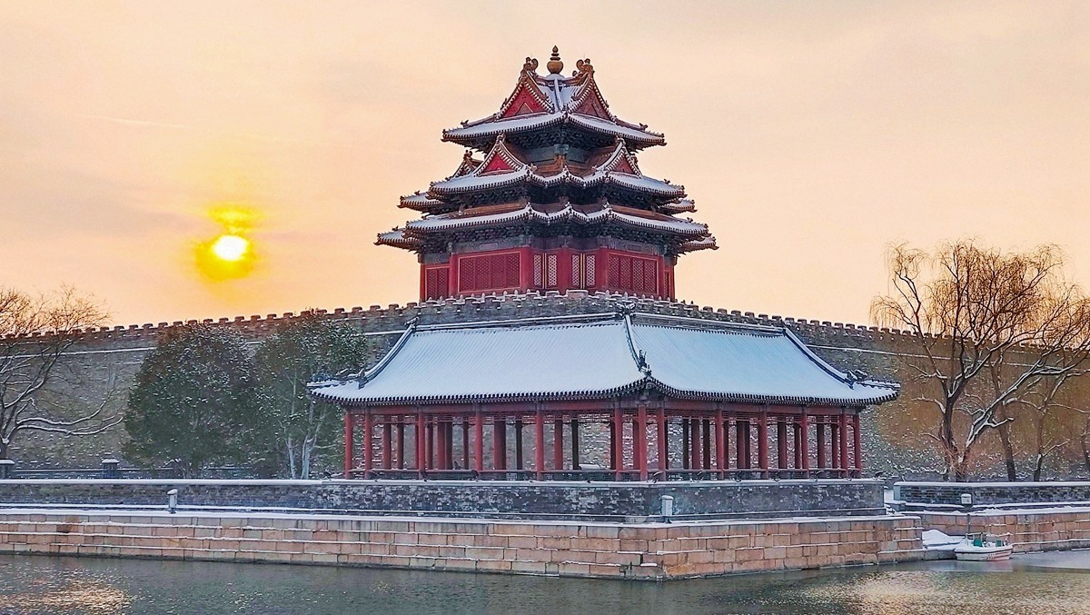 神武门和角楼雪景