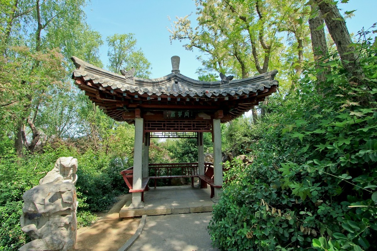 仲春——明湖风光 （二）