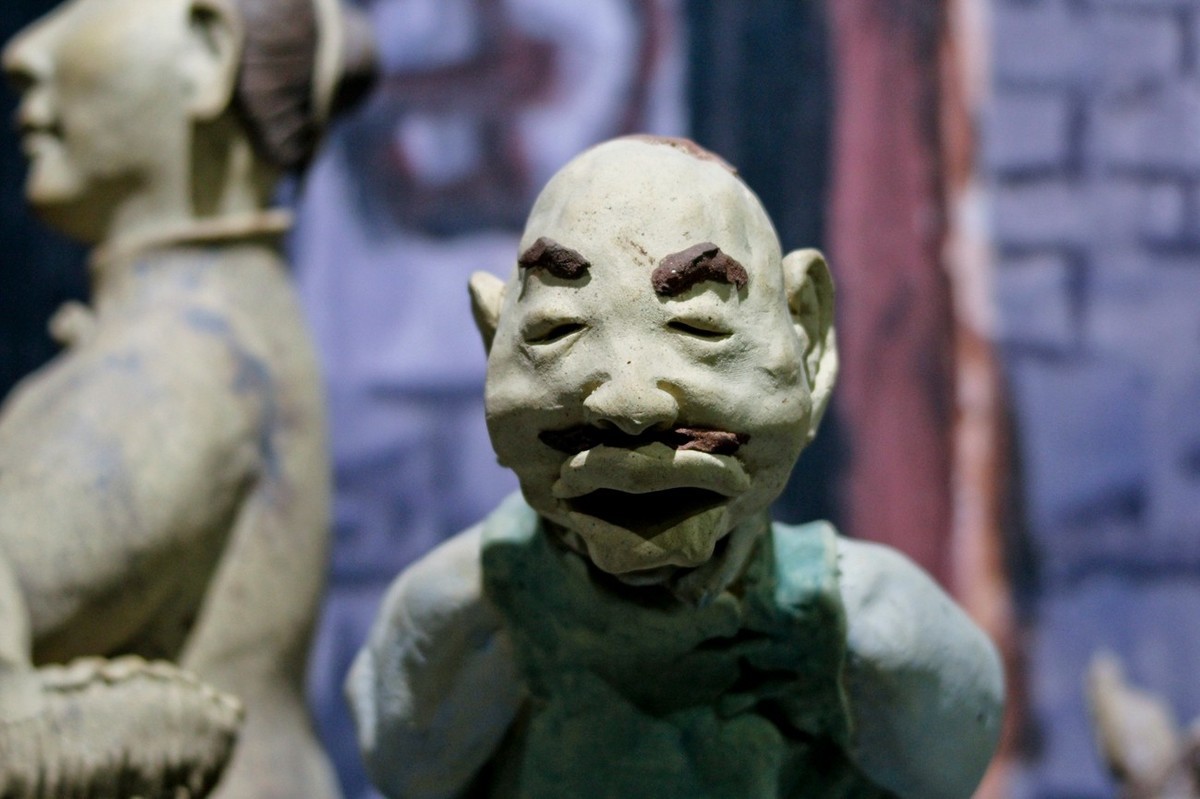 泥塑特写——老残游记里的百态人生 （二）