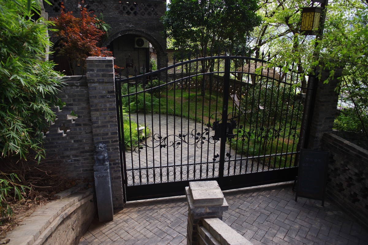 节日的米市文化街