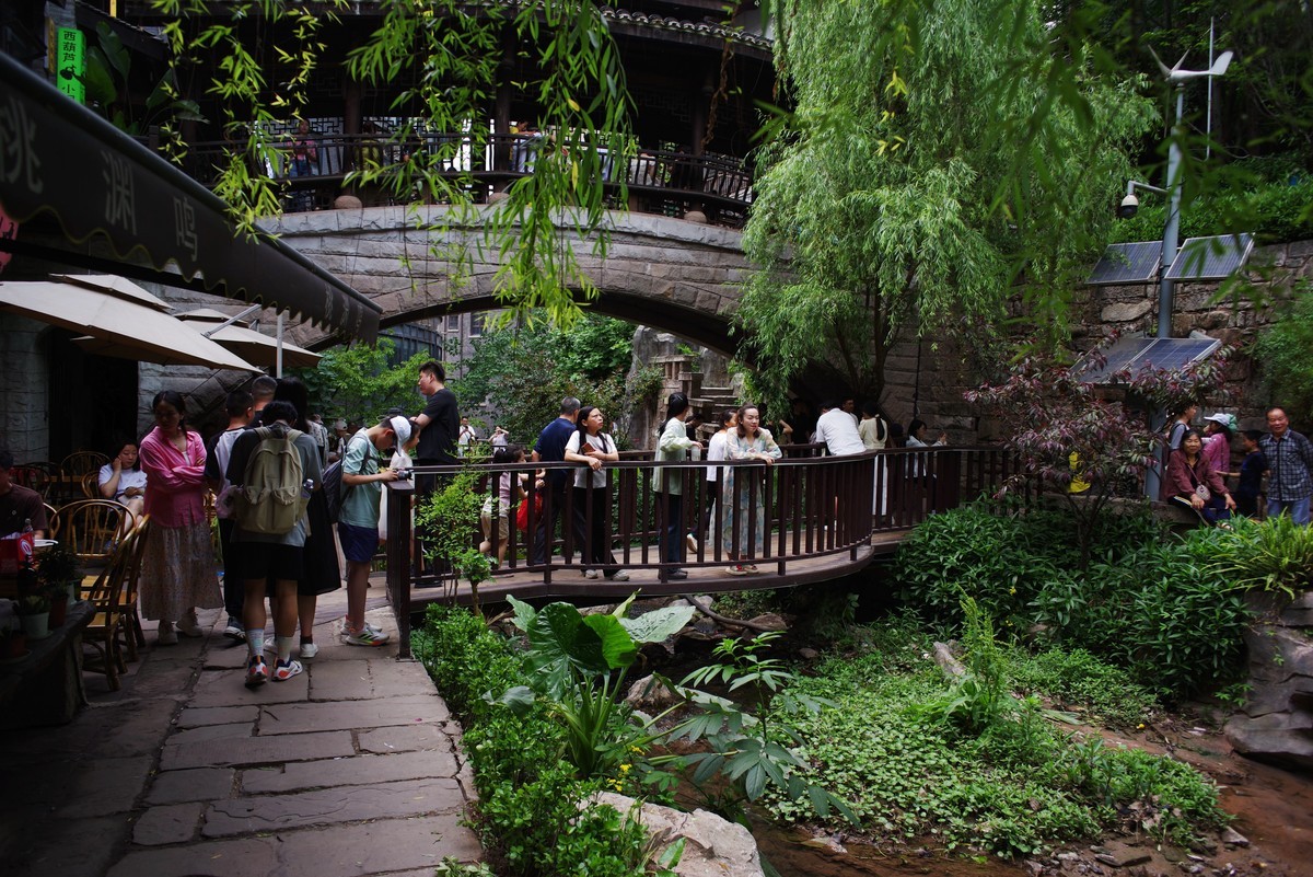 节日的米市文化街