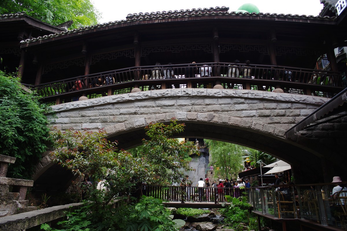 节日的米市文化街