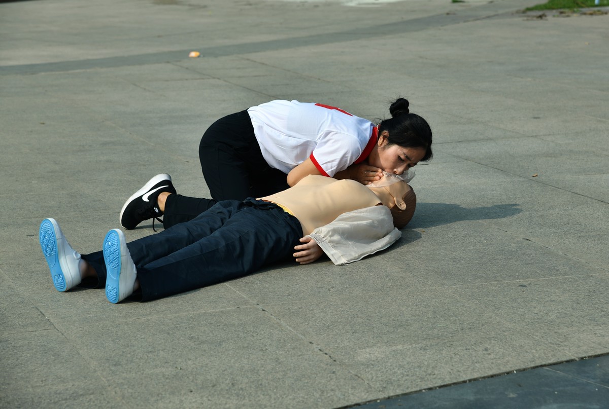 雷锋精神永存/3.5学雷锋纪念日