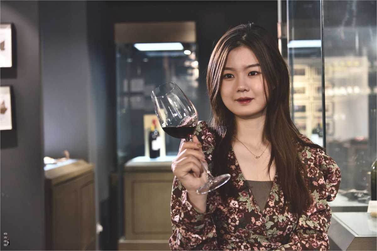 四方庄园（辽宁）的美女