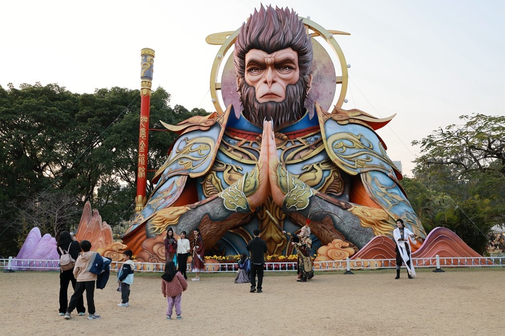 2025年粤港澳大湾区灯会日景