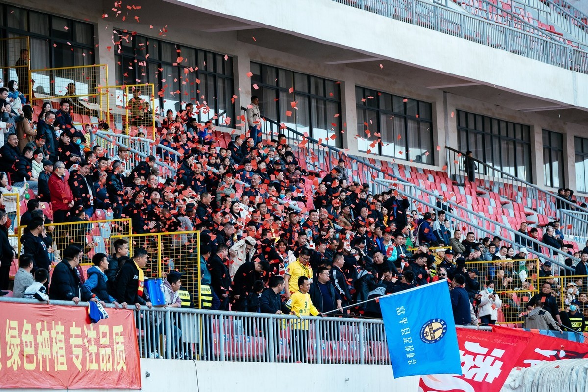 2025中国足协杯：陕西西北青年人主场4比1战胜赣州瑞狮比赛图集