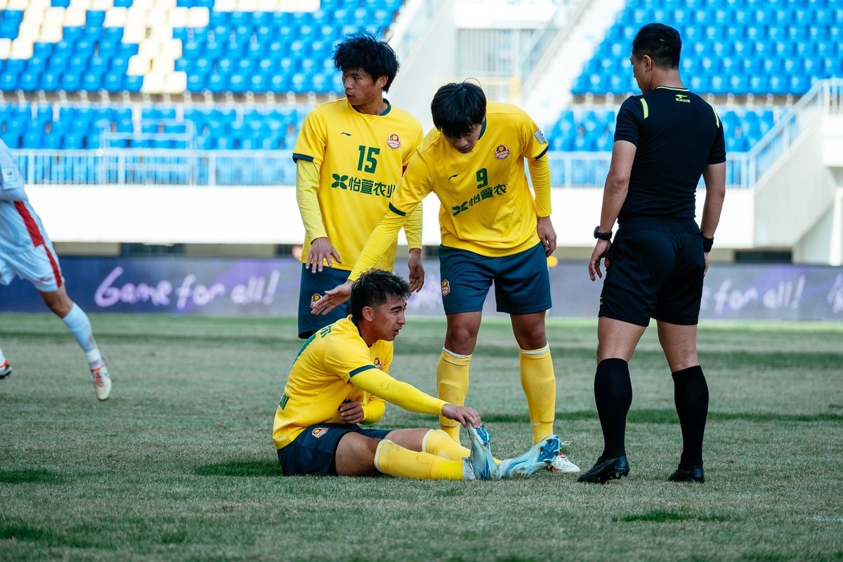 2025中国足协杯：陕西西北青年人主场4比1战胜赣州瑞狮比赛图集