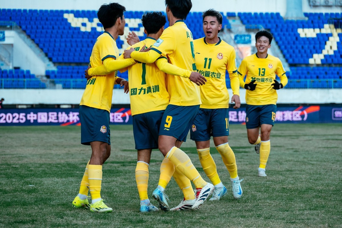 2025中国足协杯：陕西西北青年人主场4比1战胜赣州瑞狮比赛图集
