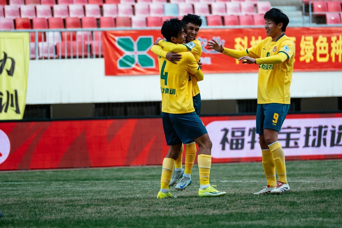 2025中国足协杯：陕西西北青年人主场4比1战胜赣州瑞狮比赛图集