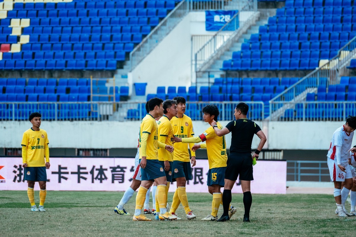 2025中国足协杯：陕西西北青年人主场4比1战胜赣州瑞狮比赛图集