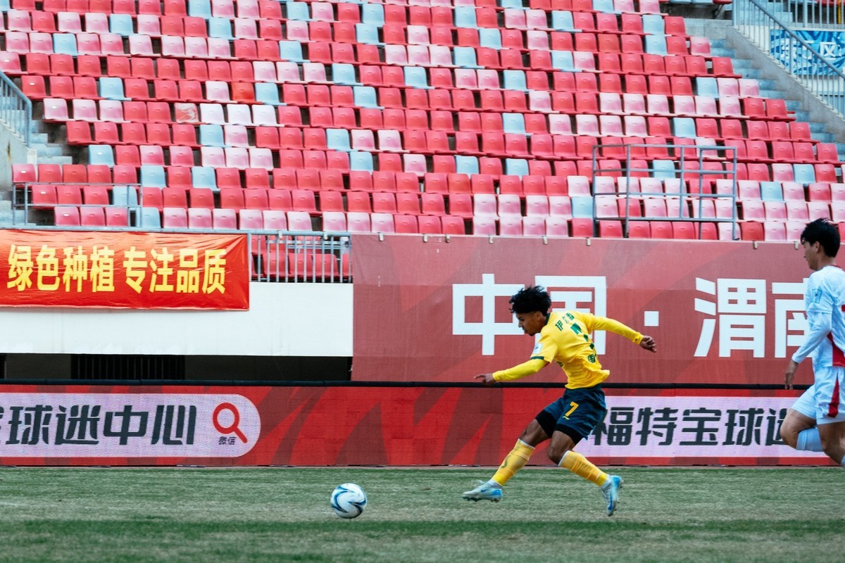 2025中国足协杯：陕西西北青年人主场4比1战胜赣州瑞狮比赛图集
