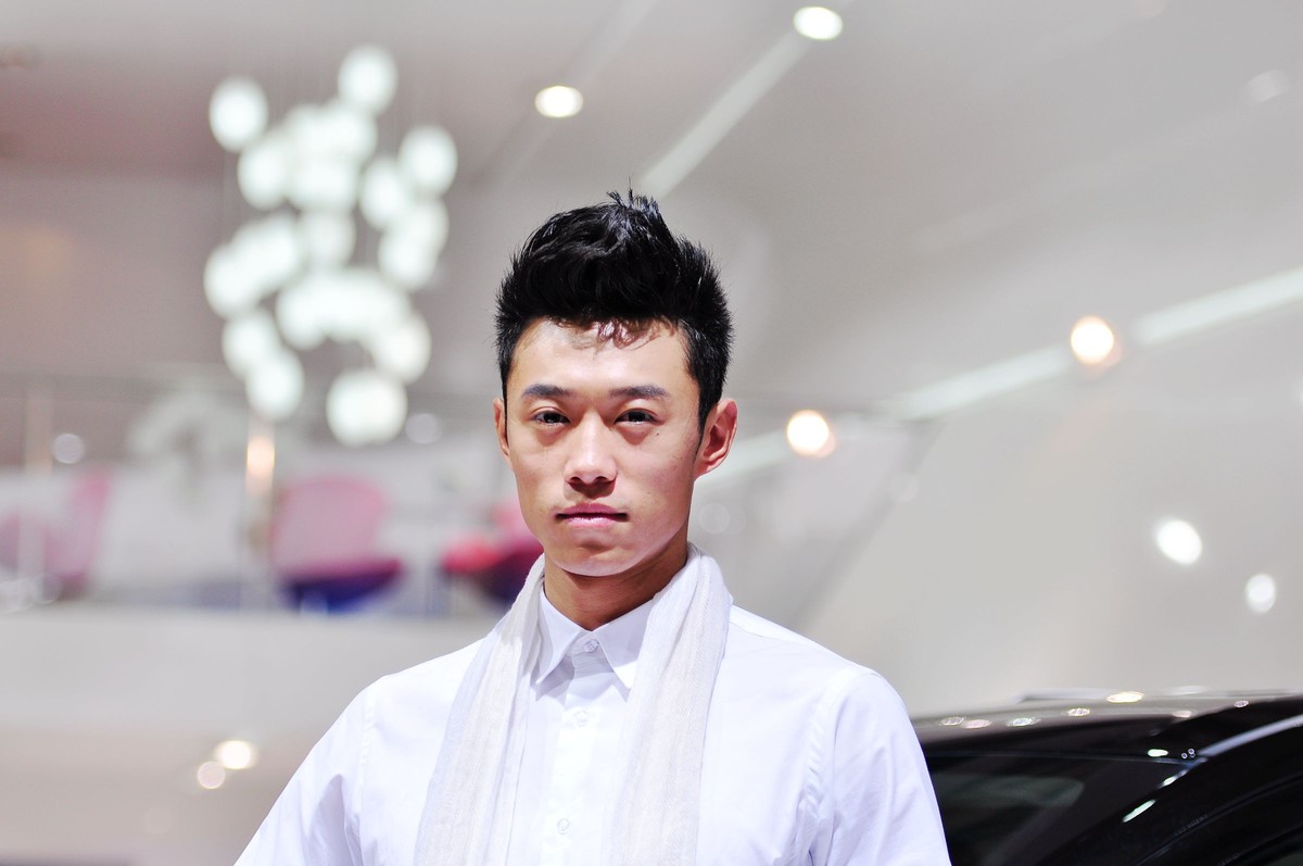 一组十年前D90 70-200 2.8 原片直出上海车展模特杂拍十