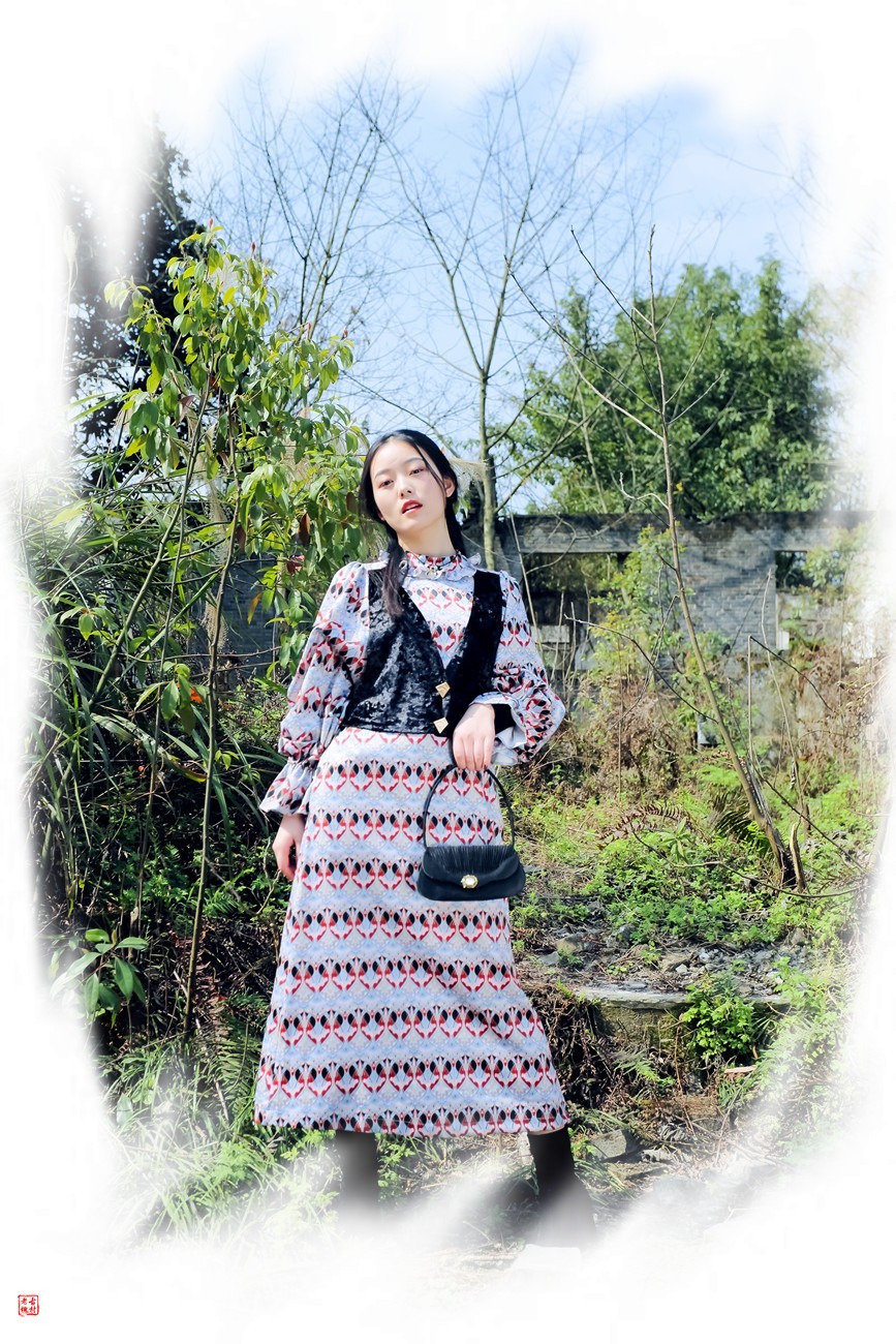 #大拜年# 虎年带个美女给您拜年！(2)