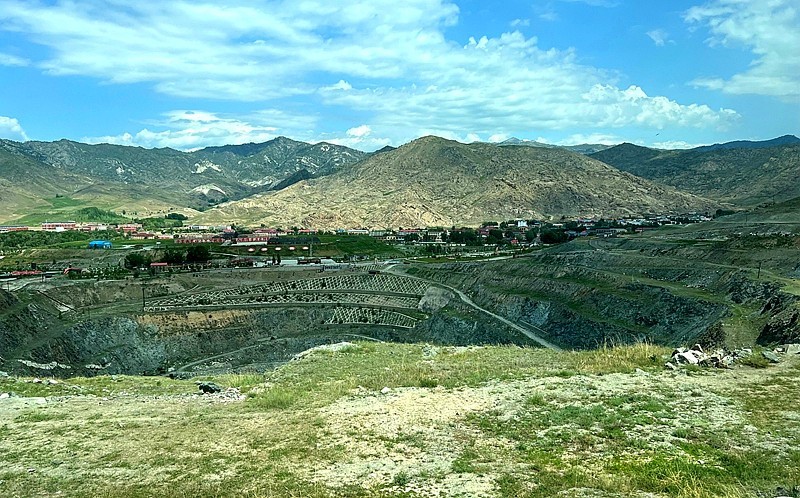 《不老松：纪实摄影》手机片：甘肃、新疆游！ (12)可可托海(9)稀有金属矿山公园！