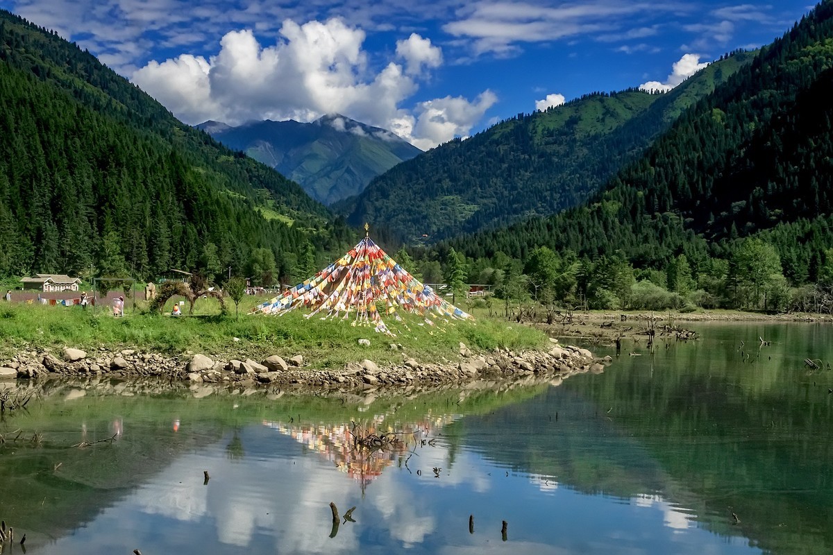 阿坝黑水 · 达古冰川