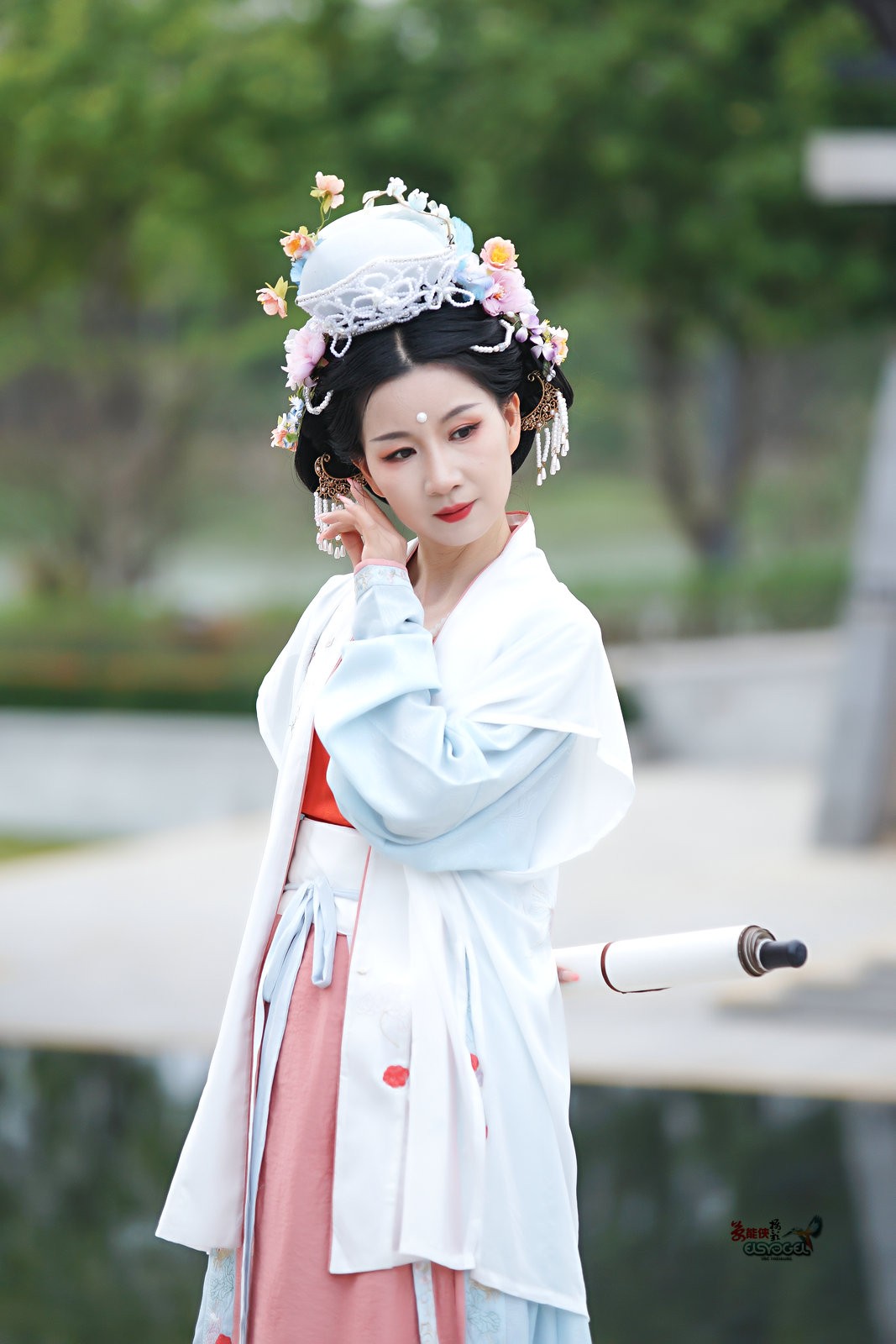 【春日宋制侍女】---婉灵