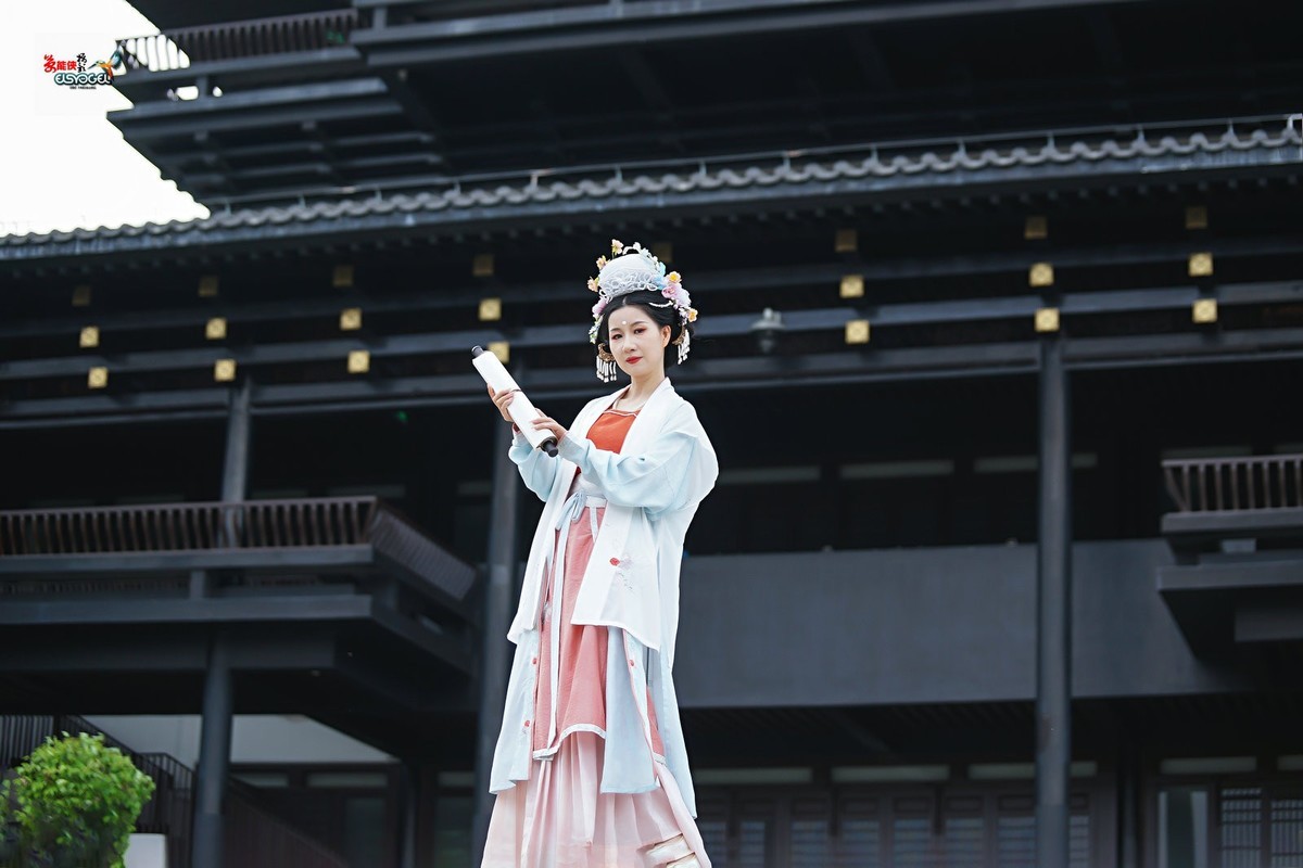 【春日宋制侍女】---婉灵