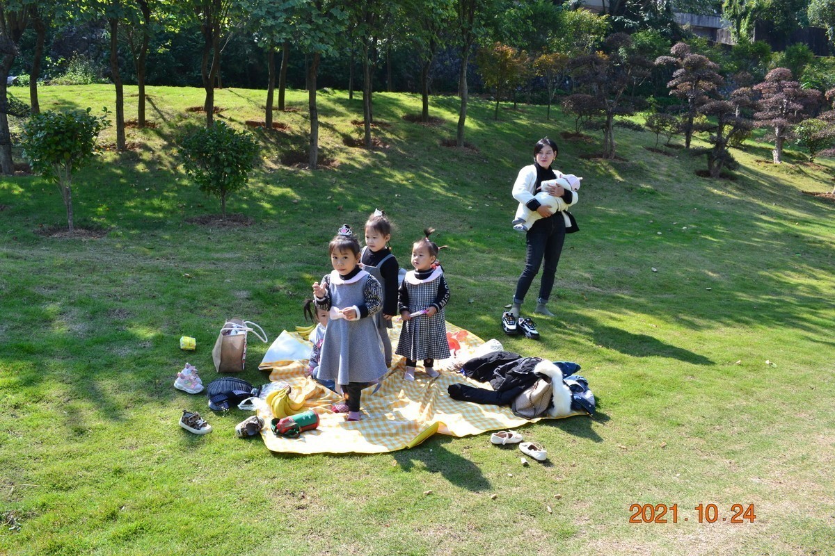 甘棠公园踏青游玩  母与子