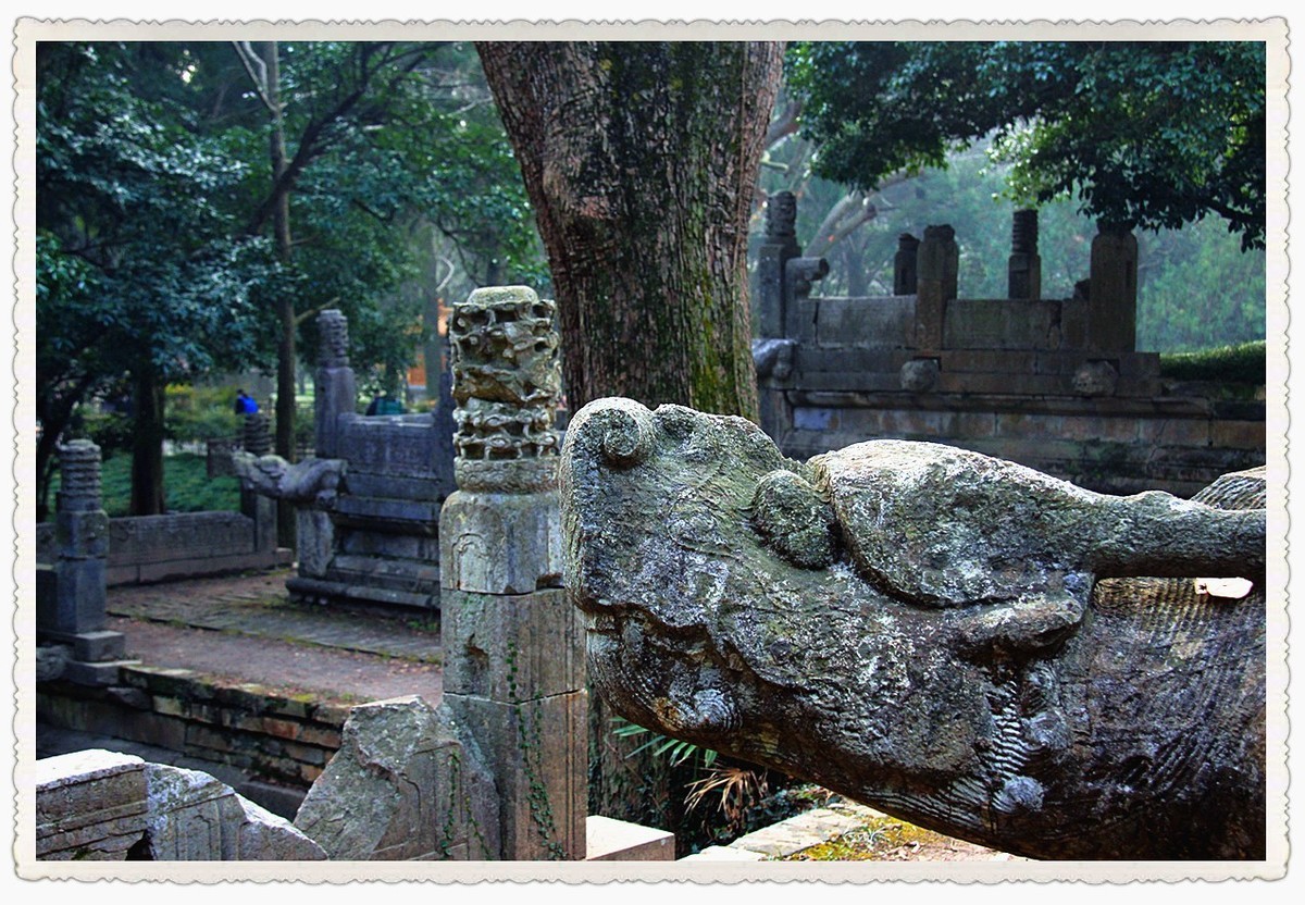 古老的“须弥座台基”