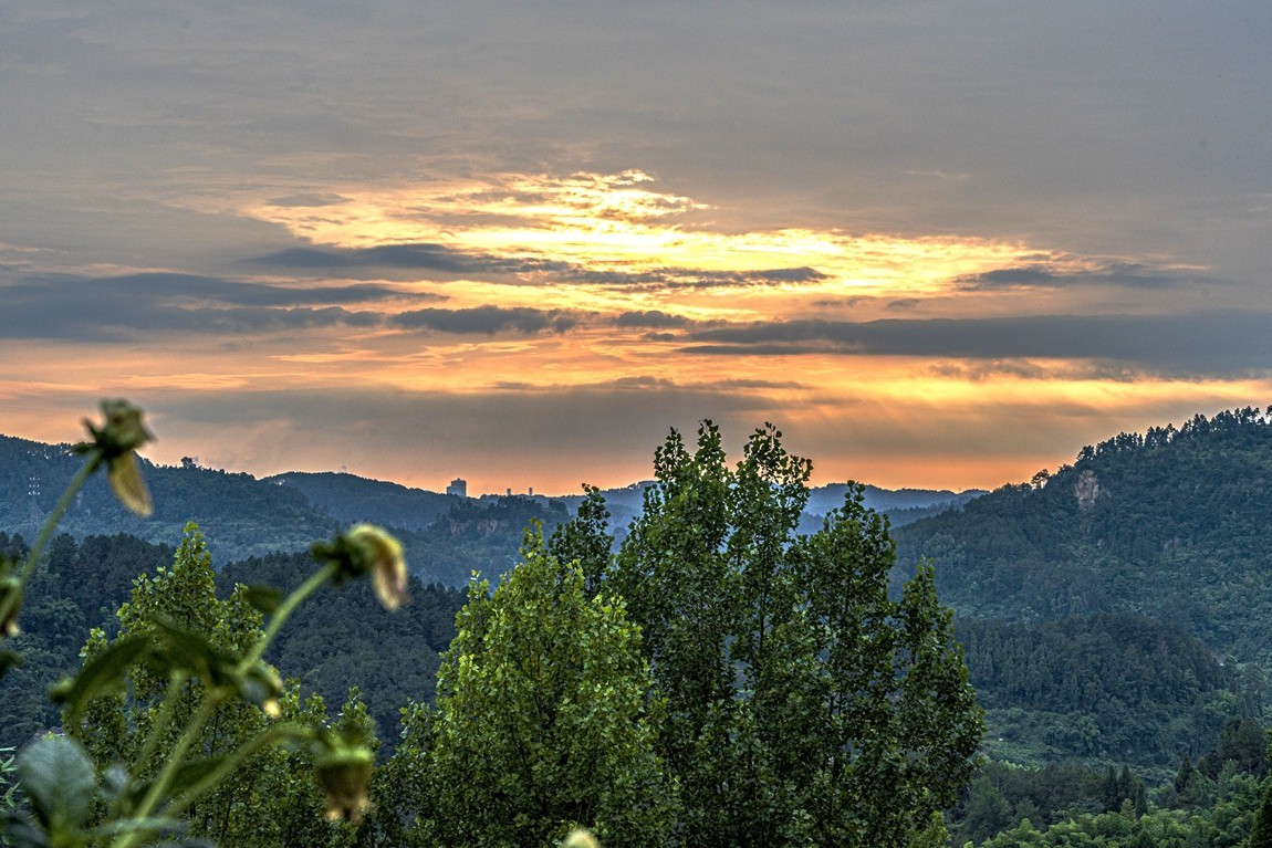 四川威远骑龙坳---晚霞