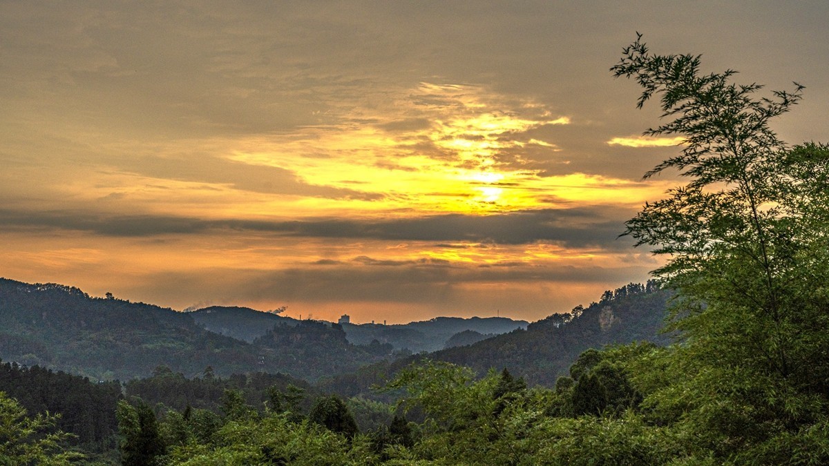 四川威远骑龙坳---晚霞