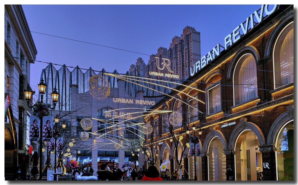 #2023 不一样的春节#  大年初六的汉街