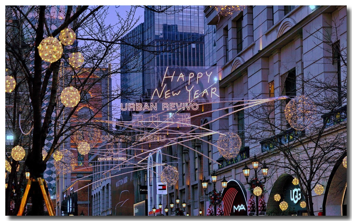 #2023 不一样的春节#  大年初六的汉街