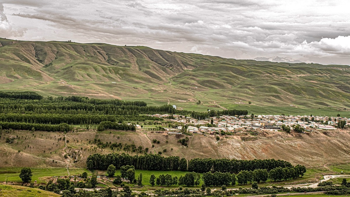 新疆行游--琼库什台返回特克斯县途中【5】