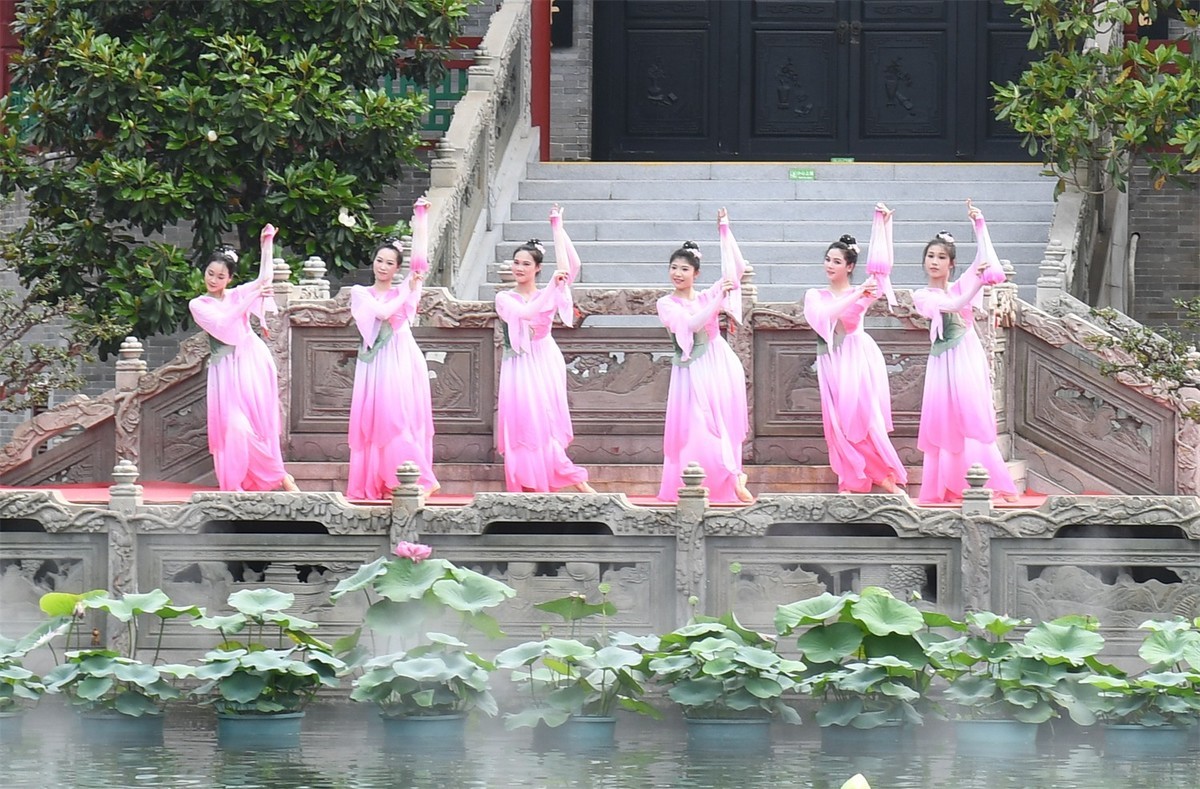 轻歌曼舞（二）